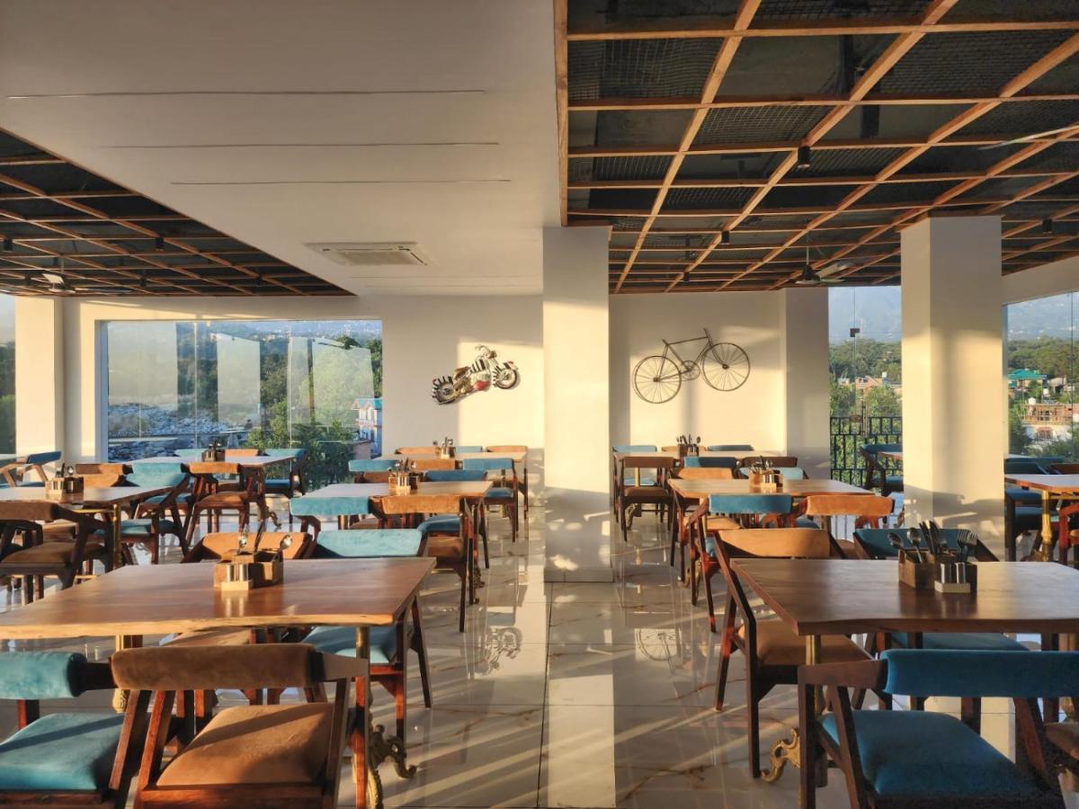 Aachman River And Valley View Resort Dharamshala - A Riverside Resort With Balcony View Extérieur photo