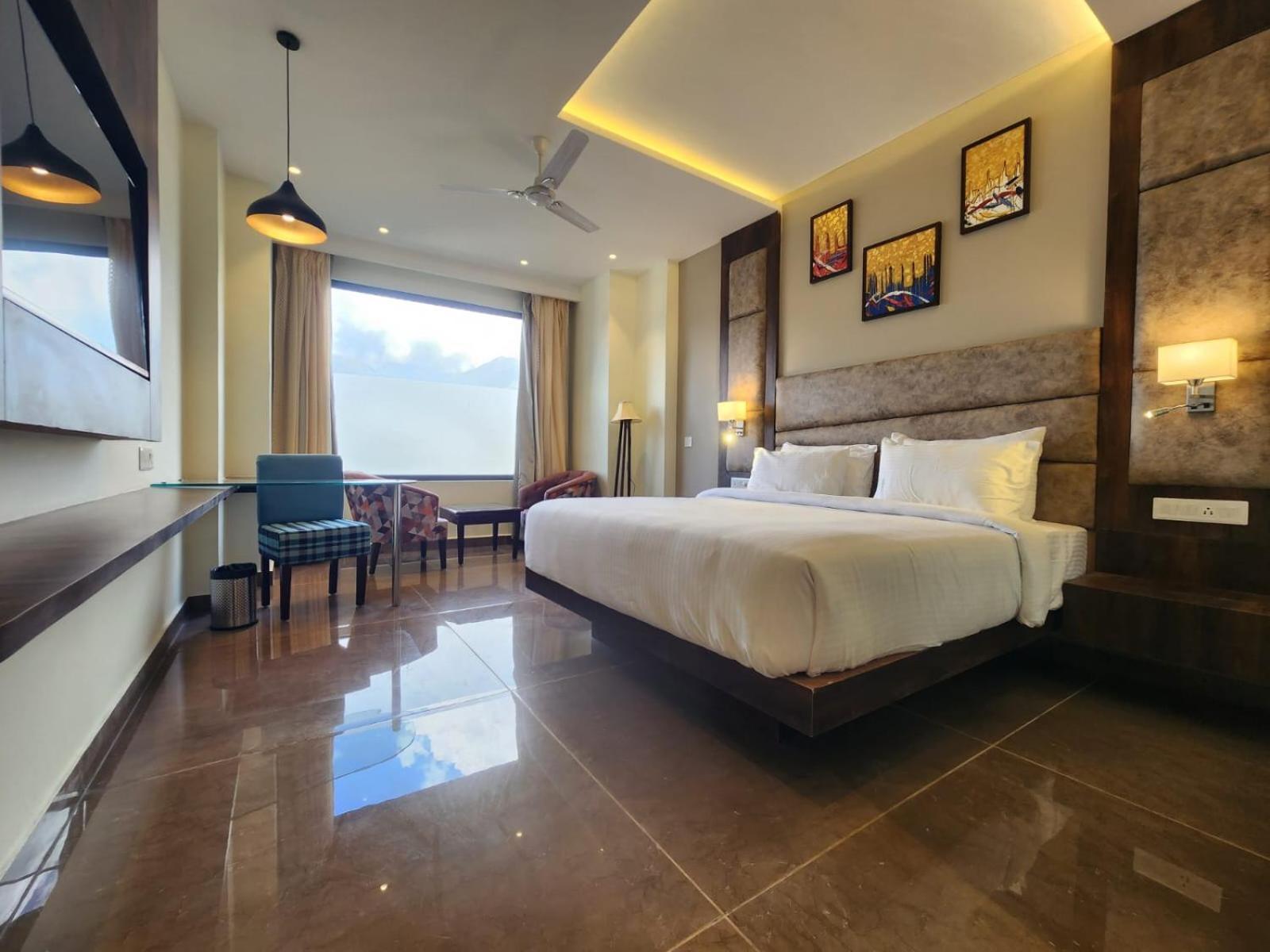 Aachman River And Valley View Resort Dharamshala - A Riverside Resort With Balcony View Extérieur photo