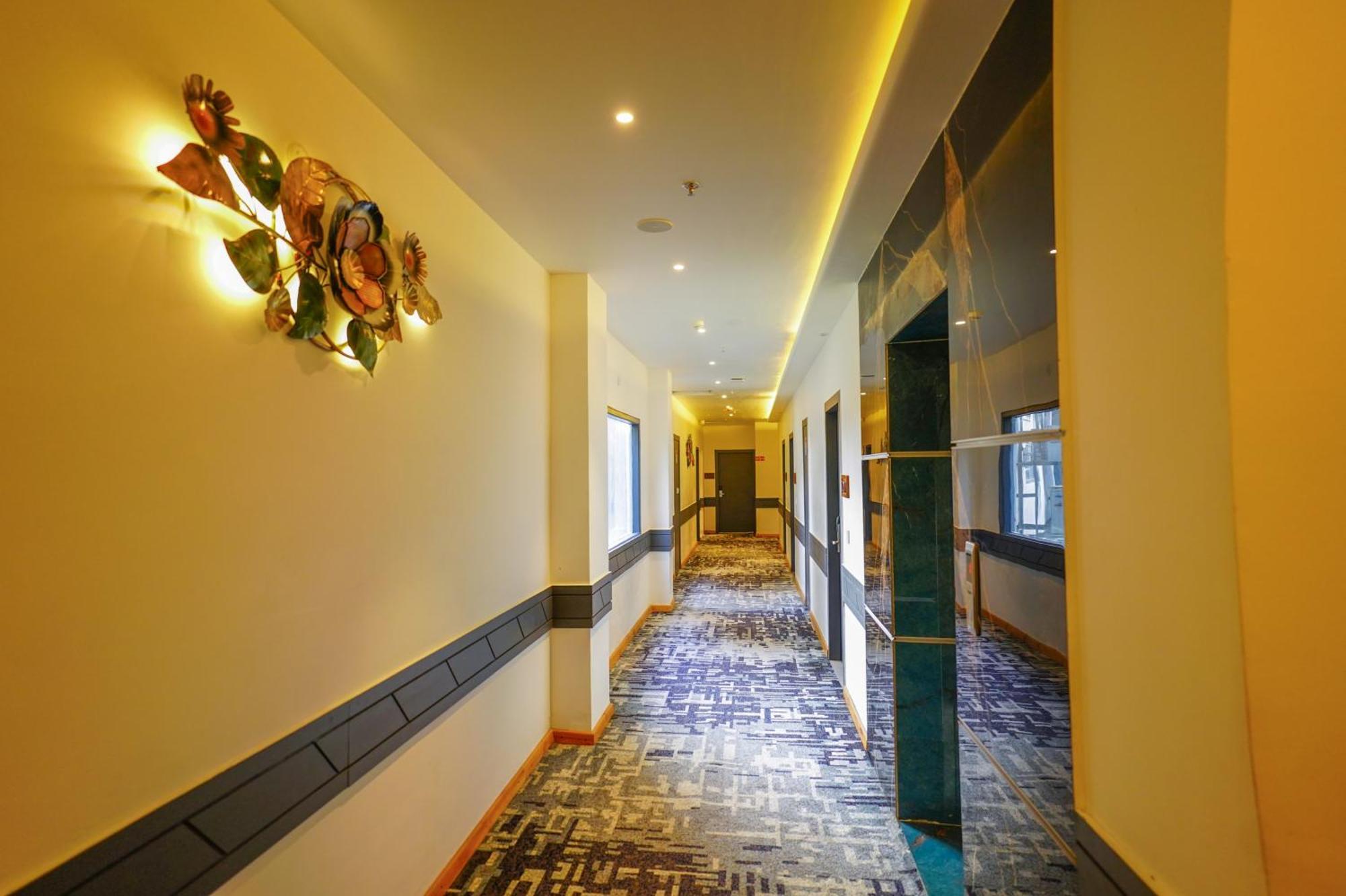 Aachman River And Valley View Resort Dharamshala - A Riverside Resort With Balcony View Extérieur photo